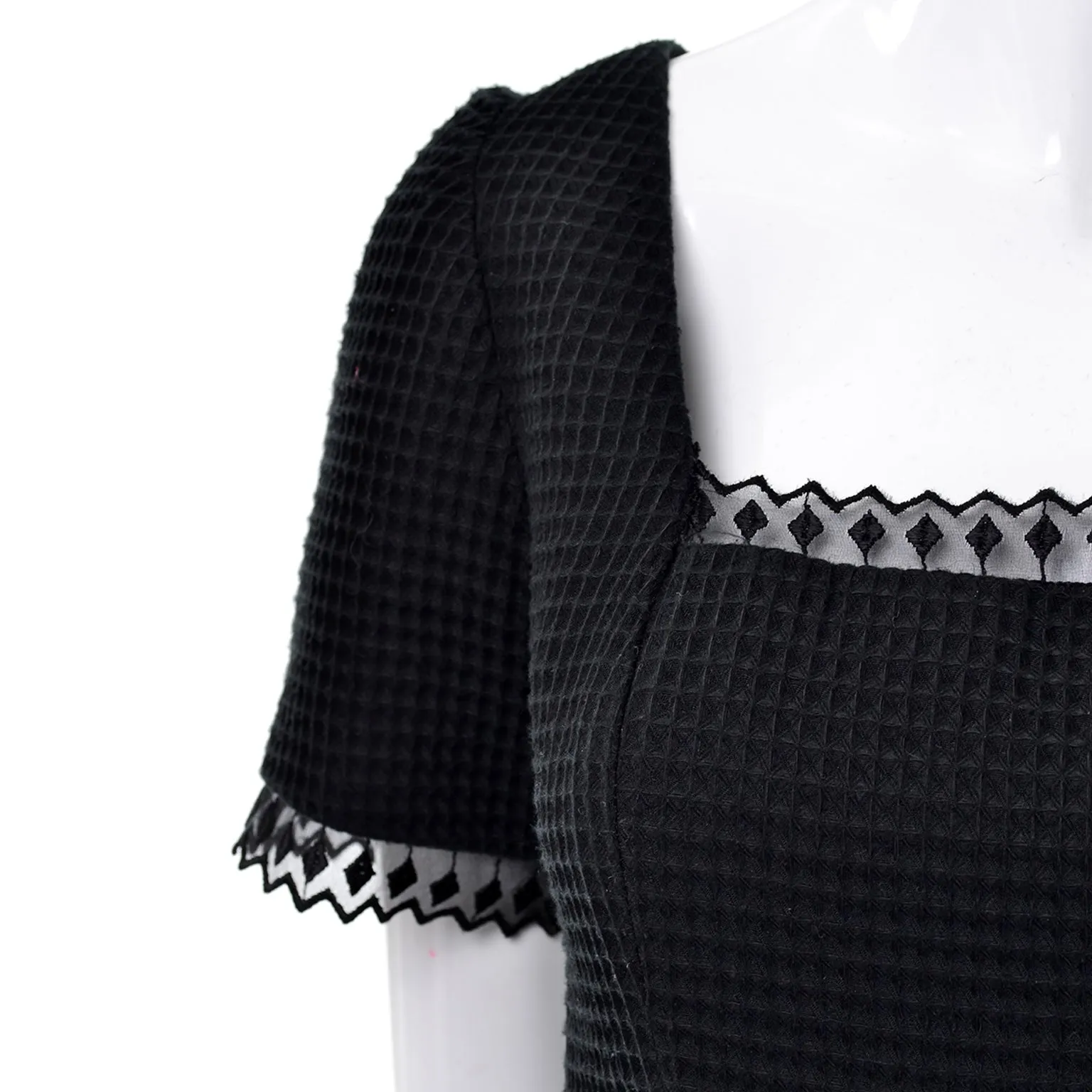 1980s Victor Costa Vintage Waffle Weave Black & White Dress