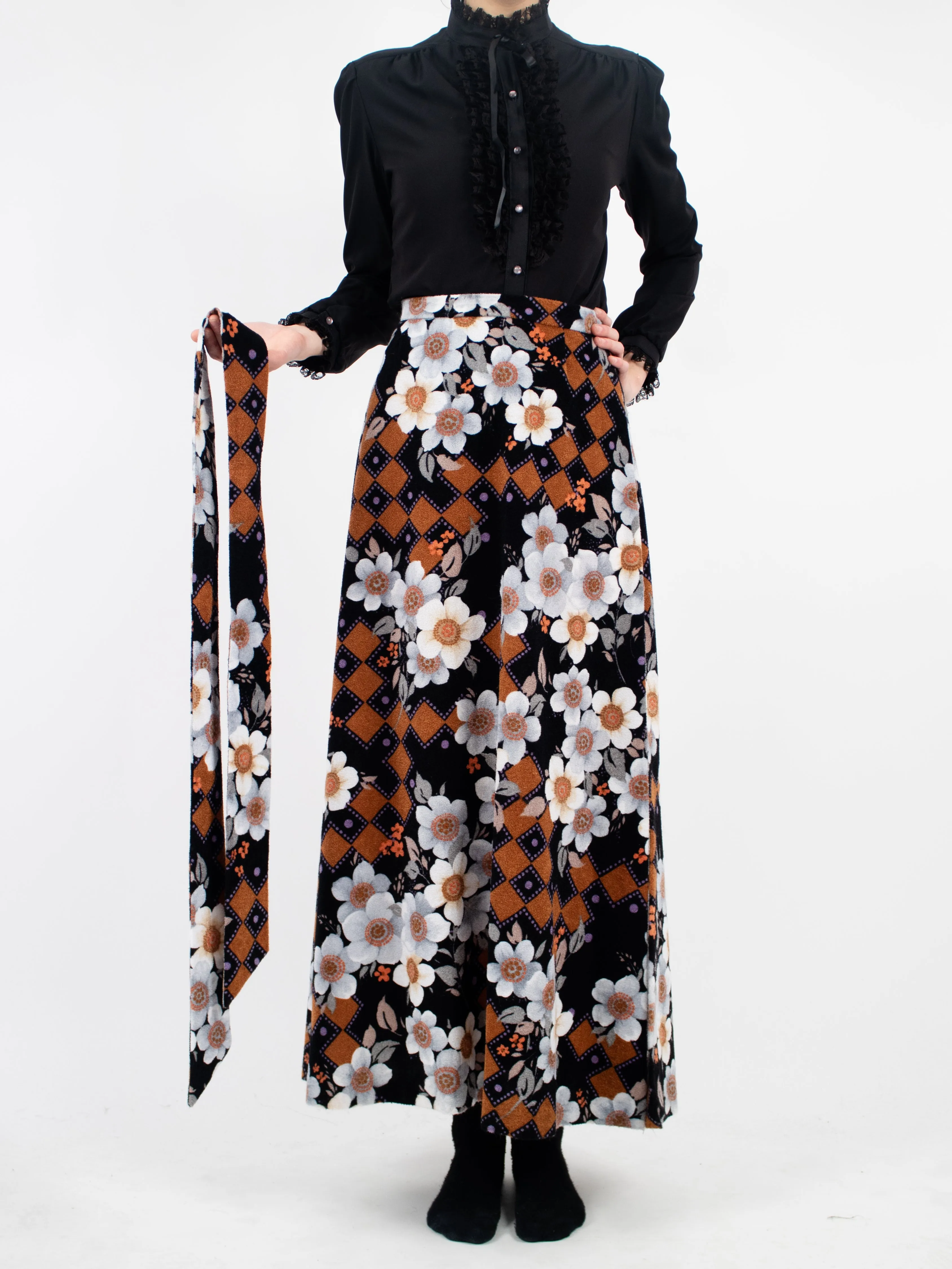 70s maxi skirt with matching belt