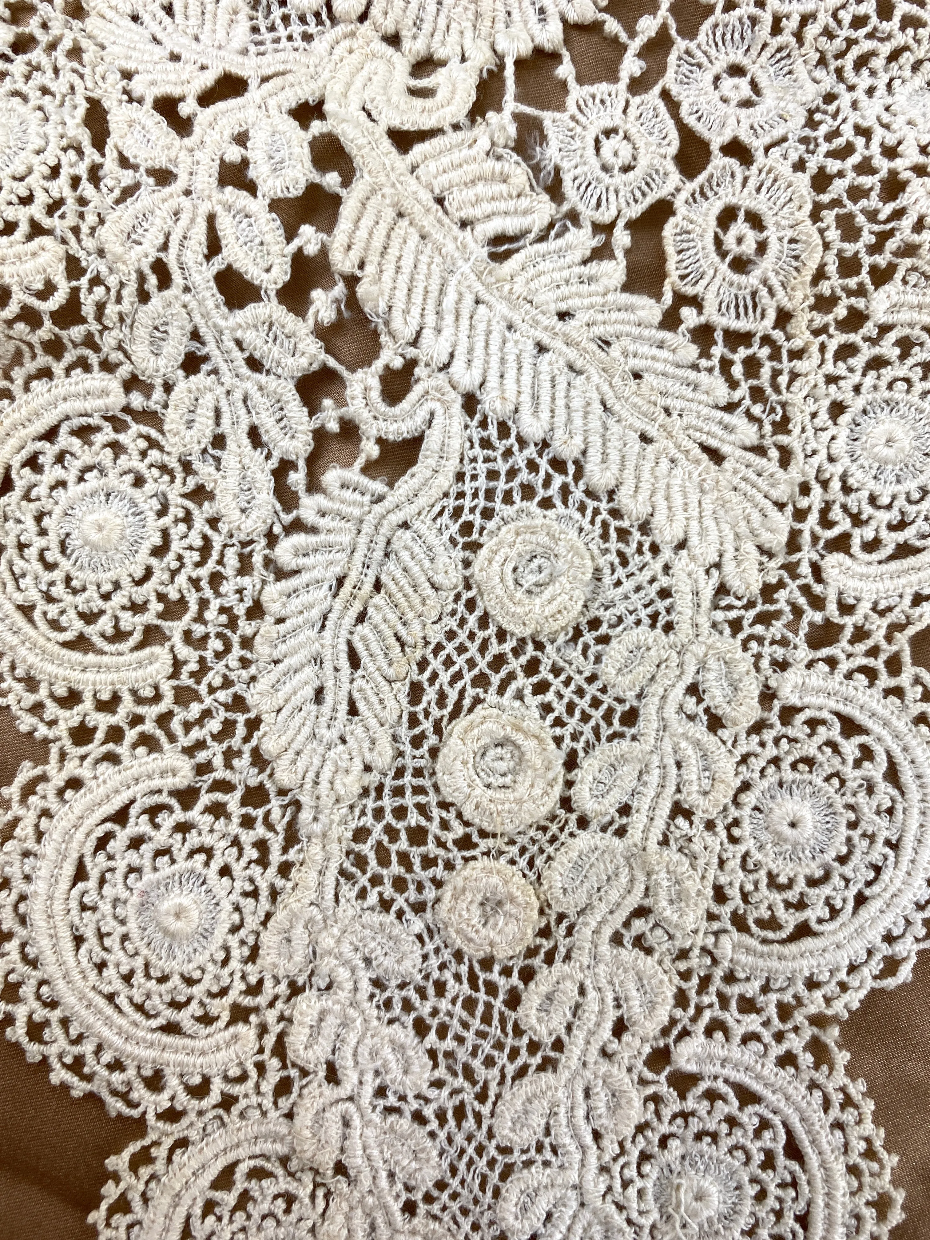 Antique Edwardian Cream Crochet Lace Collar Pieces