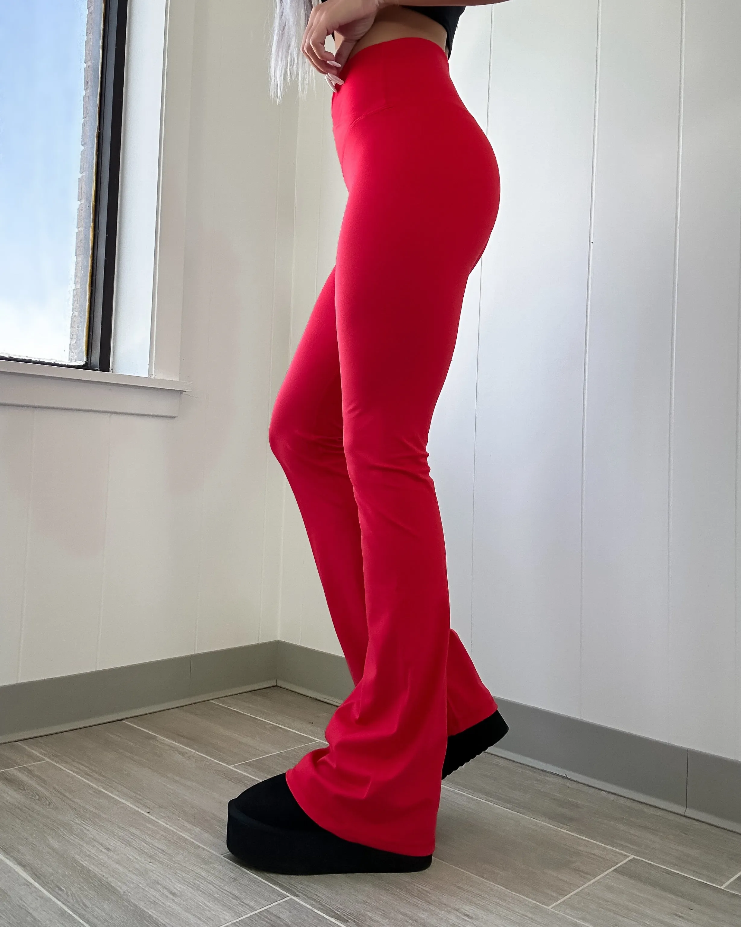 Crossover High Waist Flare Leggings - Red