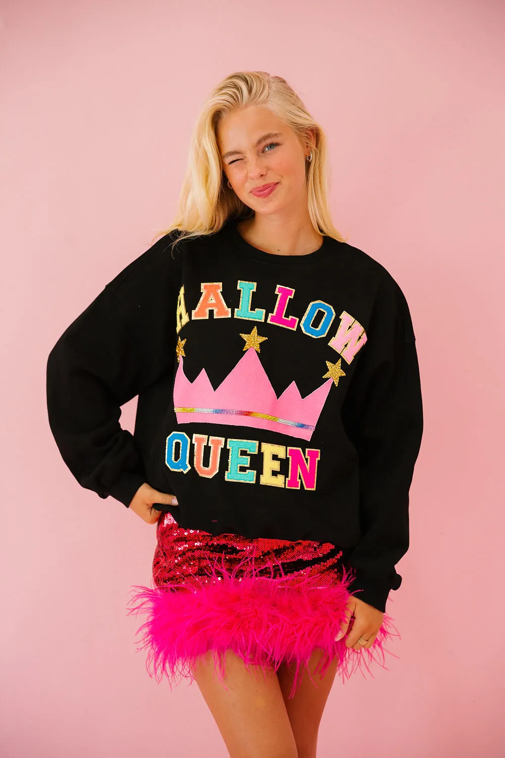 HALLOW QUEEN BLACK PULLOVER