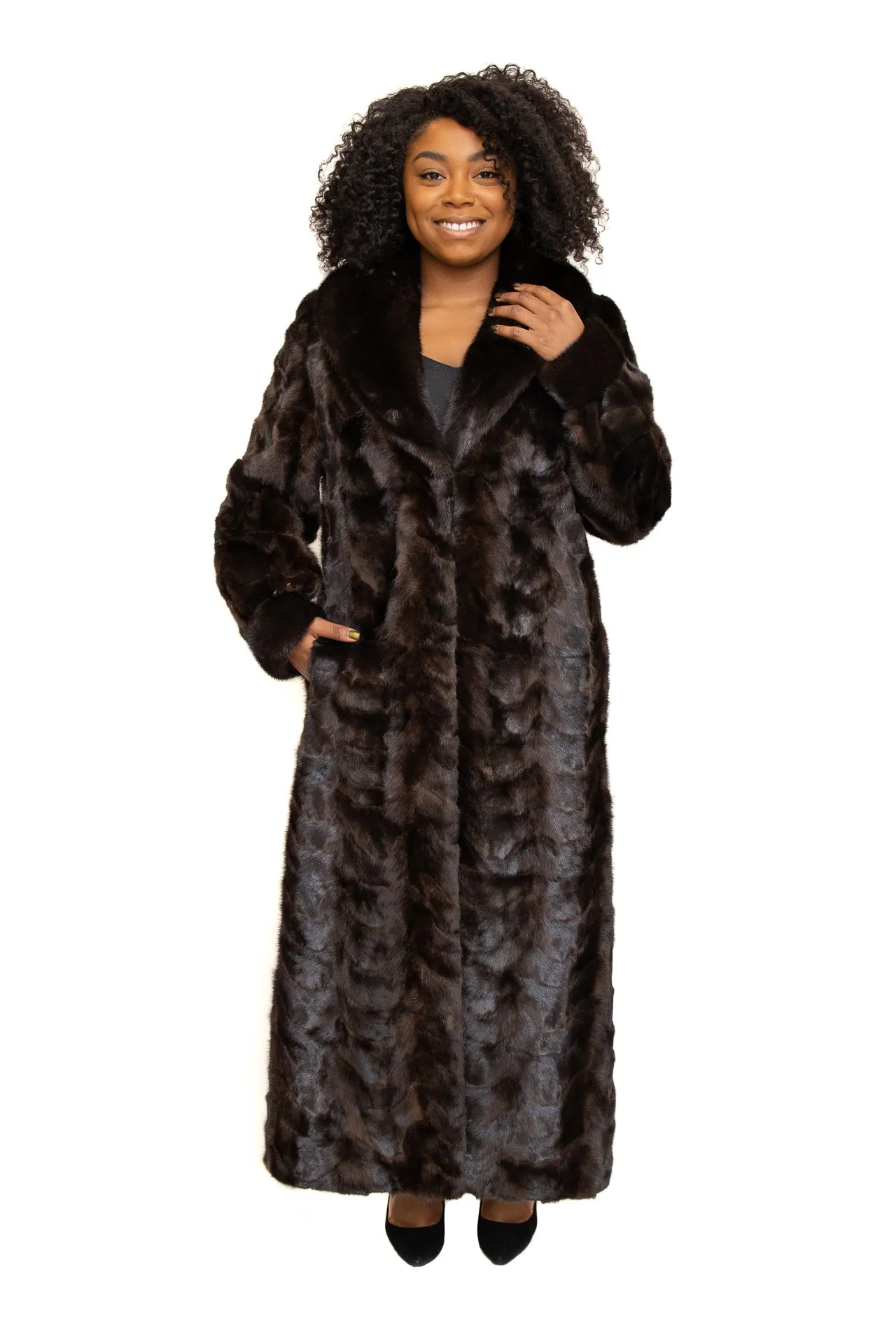 Natural Mahogany Mink Fur Paw Coat with Full Skin Collar and Cuffs