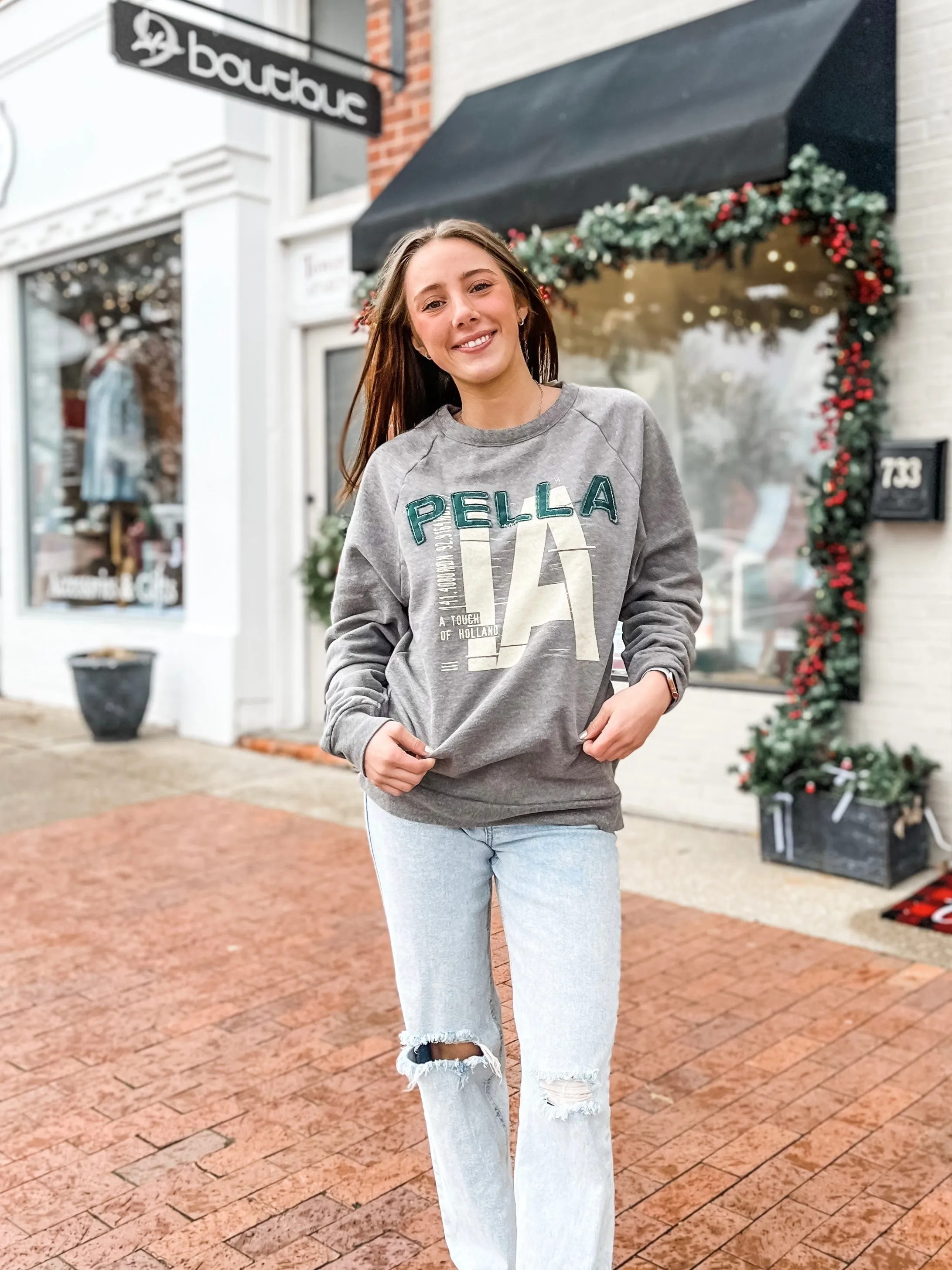 Pella Coordinates Pullover