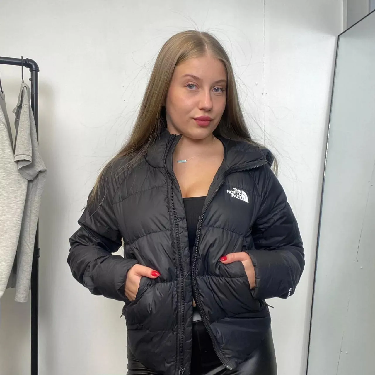 Preowned The North Face Womens 550 Down Nuptse Puffer Jacket Size L Black TNF Midweight