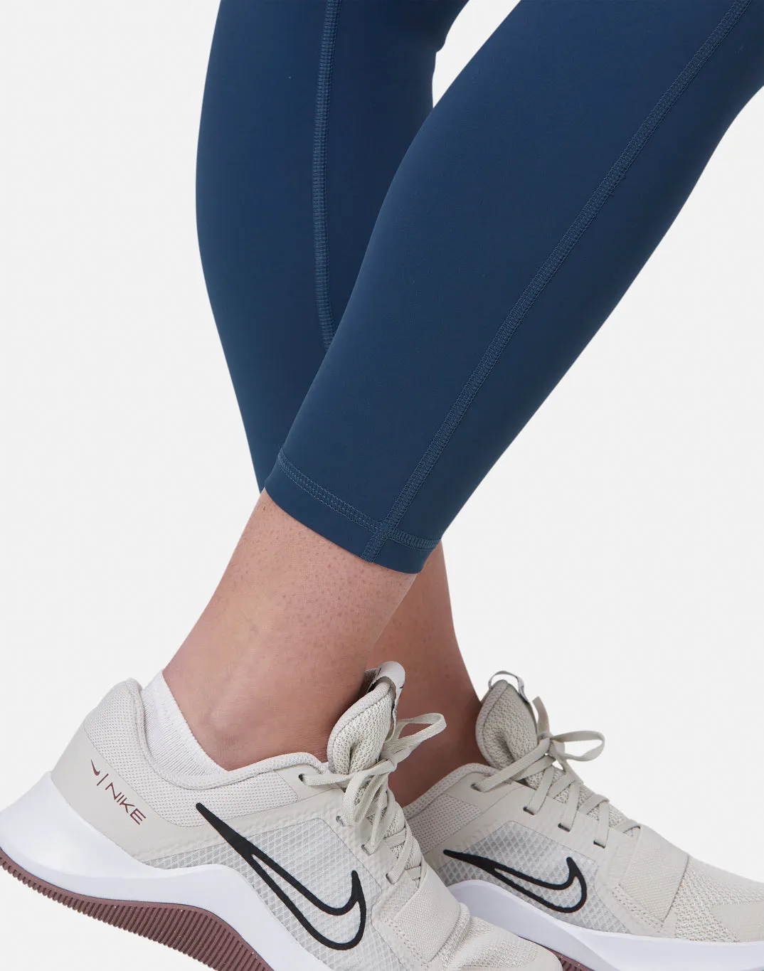 Relentless Legging in Petrol Blue