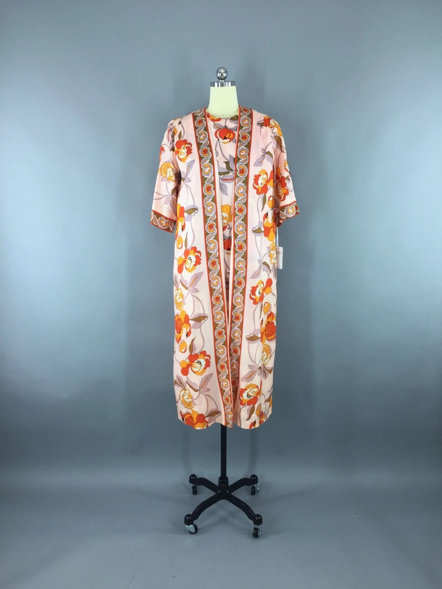 Vintage 1960s Lounge Craft Dress Robe